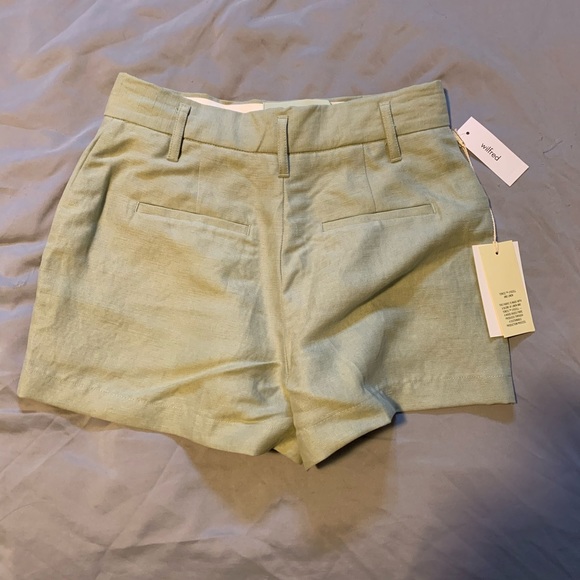 Aritzia Wilfred Shorts - Picture 5 of 7